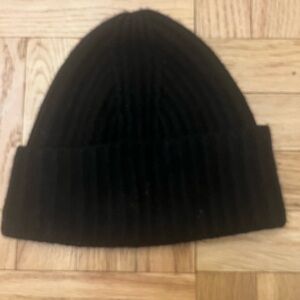 Black Ribbed Knit Beanie